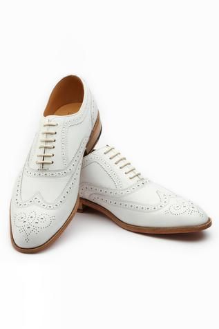 Pro Wingtip Oxford Cream