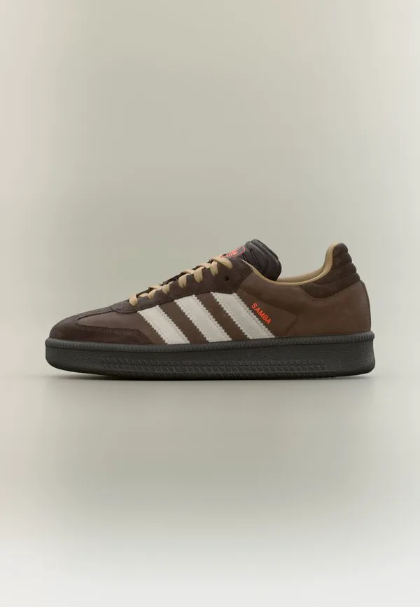 Essential Chunky Sneaker Brown