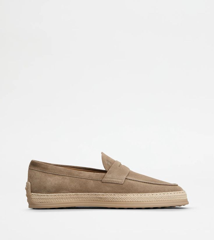 Tech Suede Loafer Beige