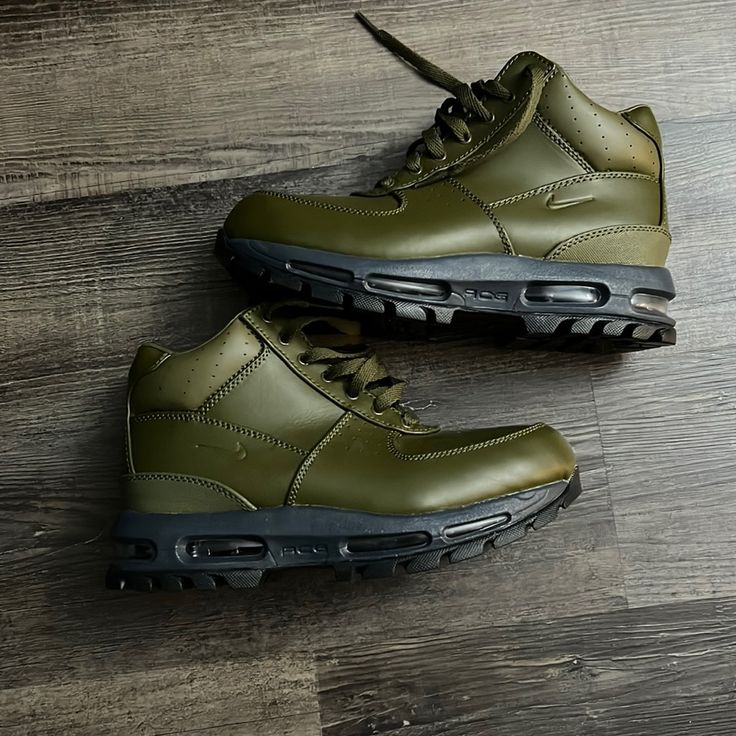 Metropolitan Brogue Boot Olive