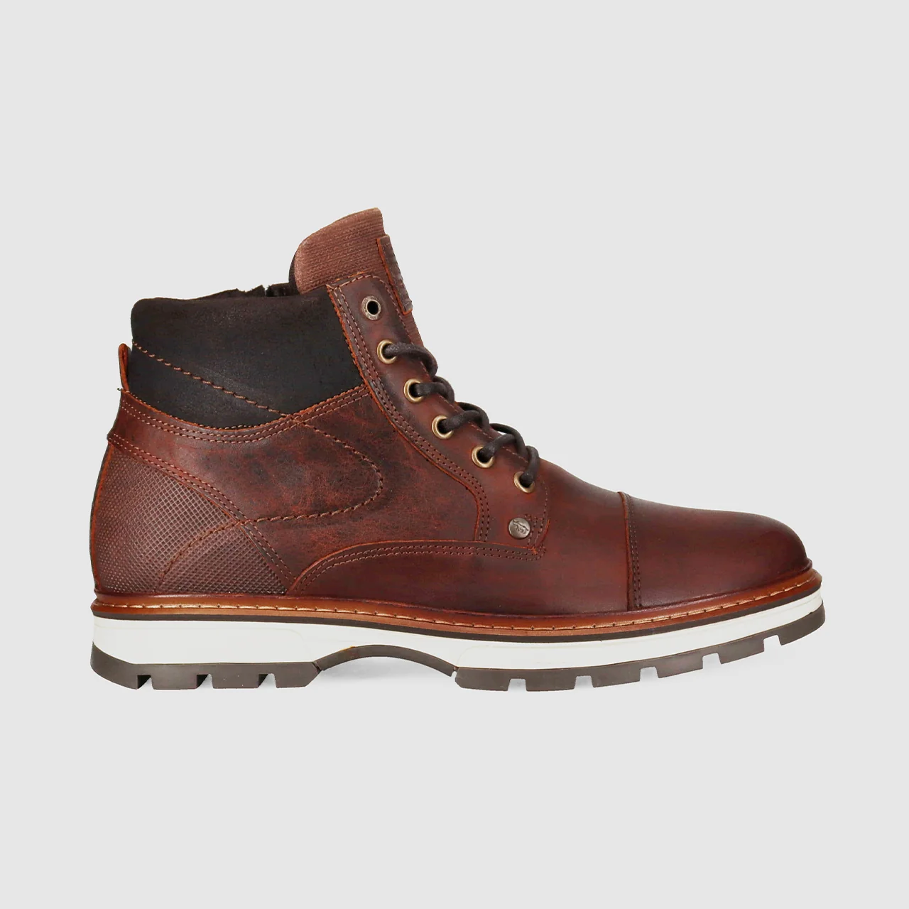 Refined Lace-Up Boot Rust