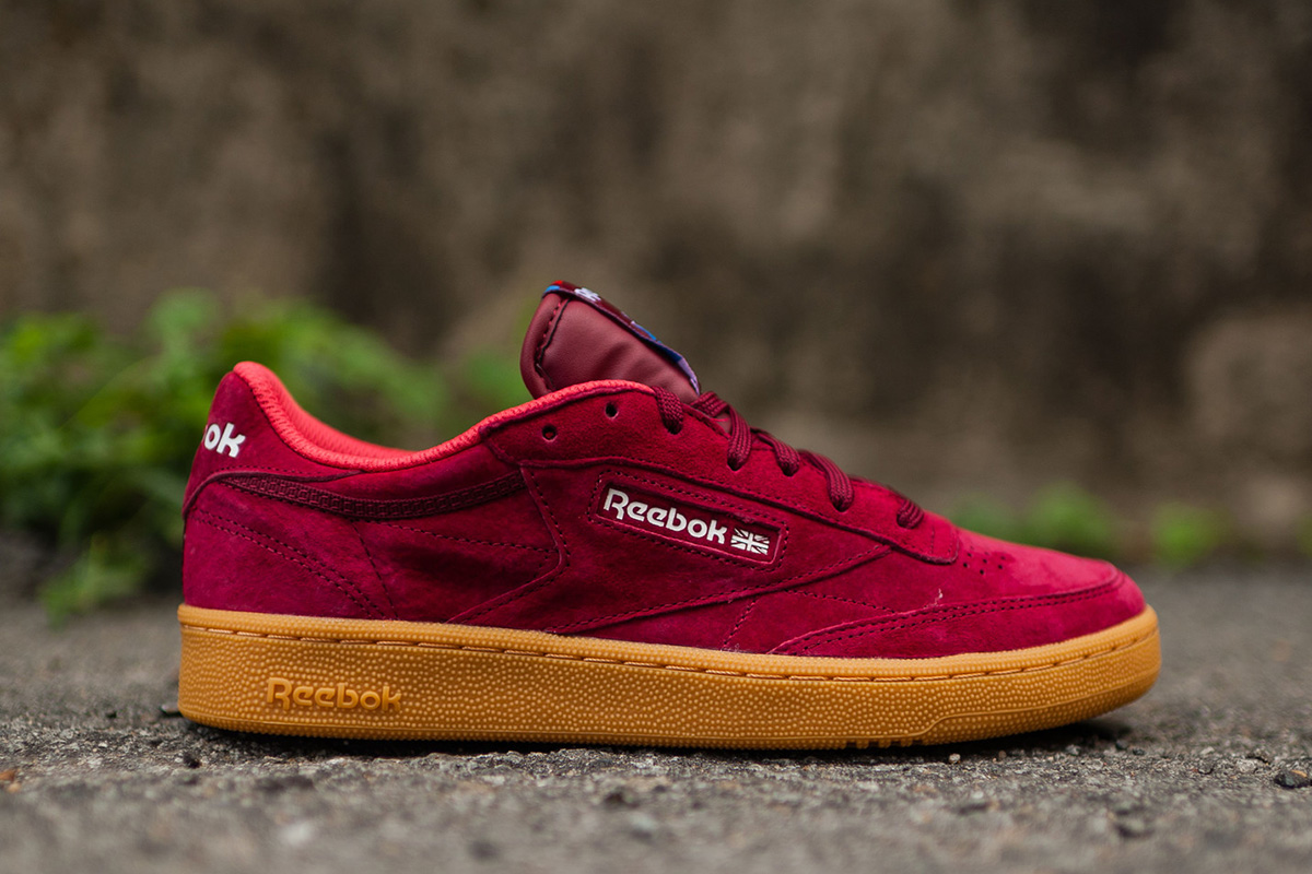 Luxury Vintage Tennis Shoe Burgundy