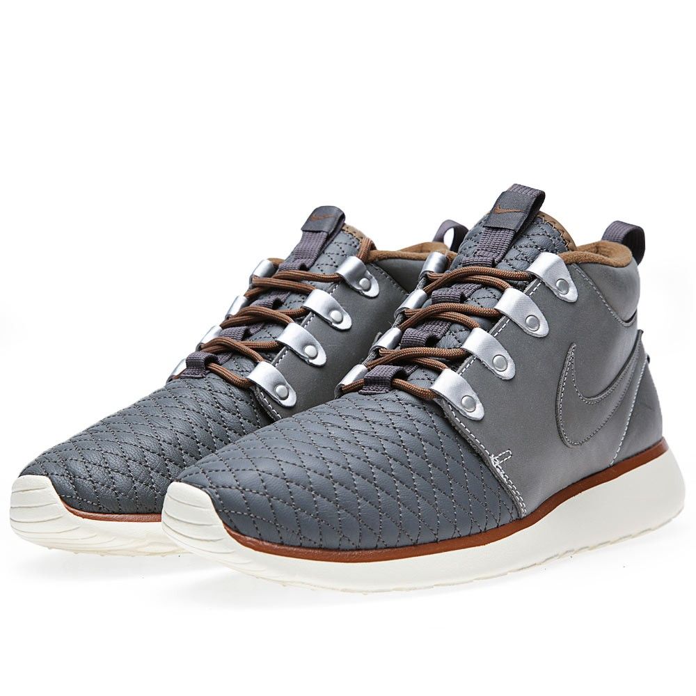 Refined Day Hiking Shoe Grey