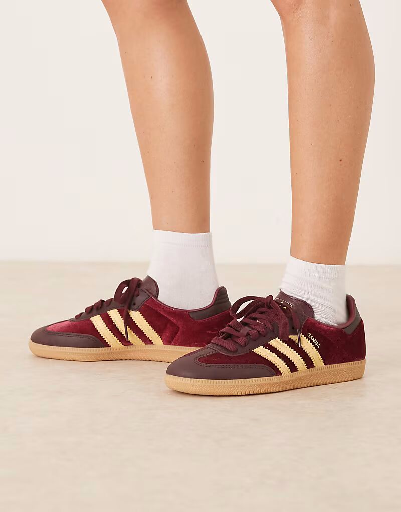 Sleek Cross Training Shoe Bordeaux