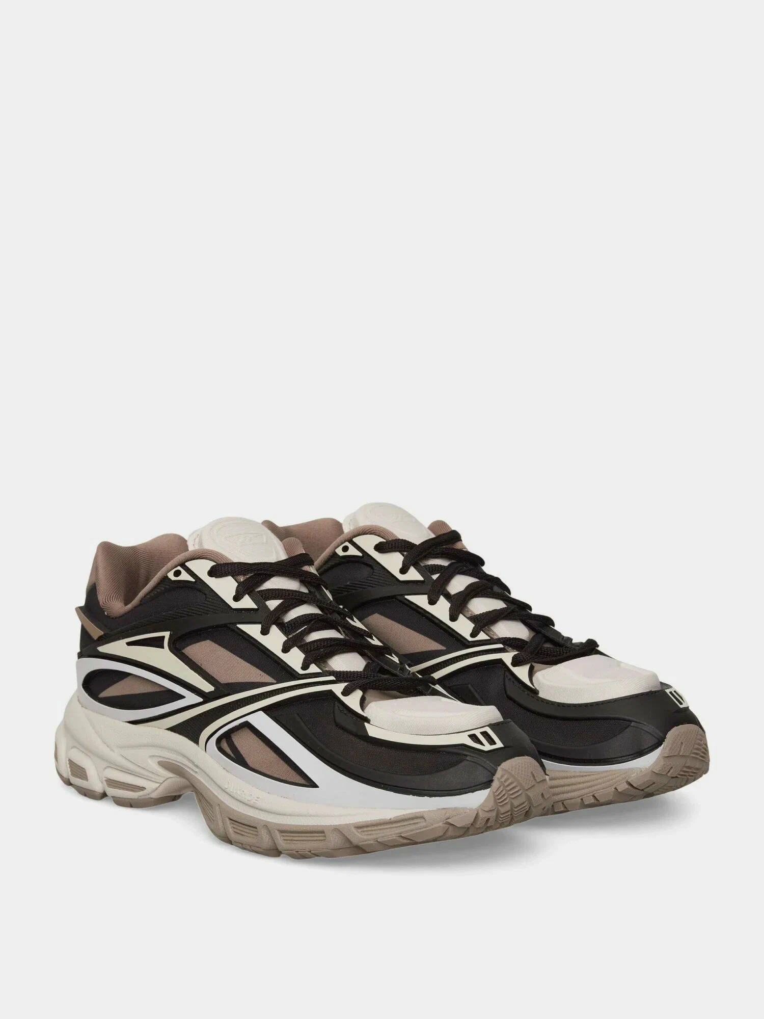 Velocity Knit Sneaker Sand