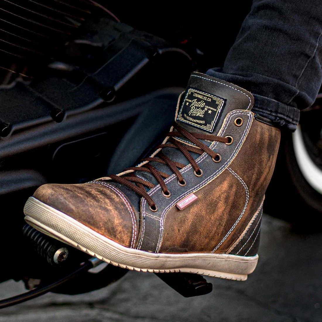 Bold Motorcycle Boot Rust