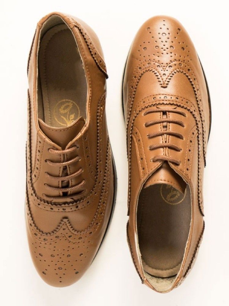 Comfort Brogue Dress Shoe Walnut
