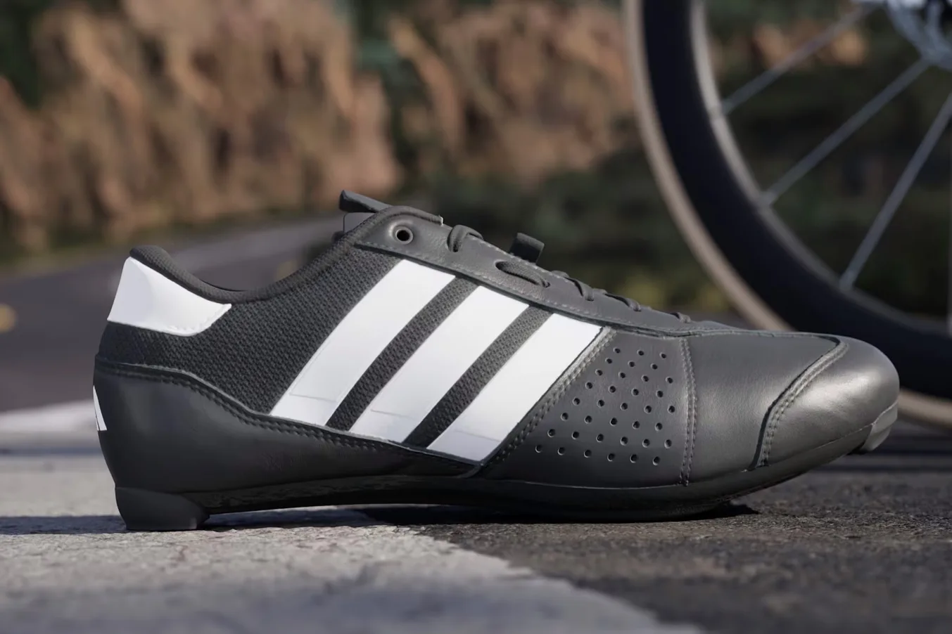 Heritage Indoor Cycling Shoe Stone