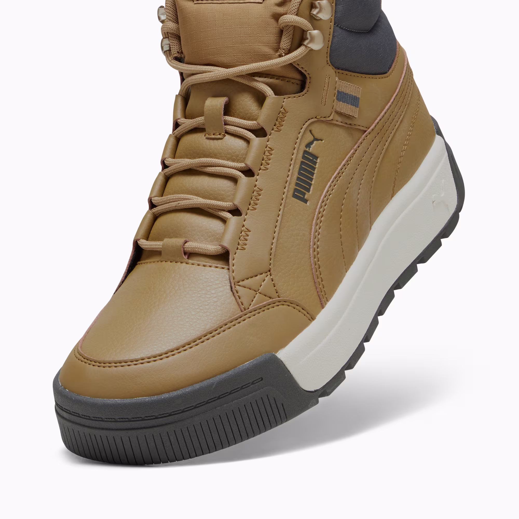 Sleek Approach Hiking Boot Tan