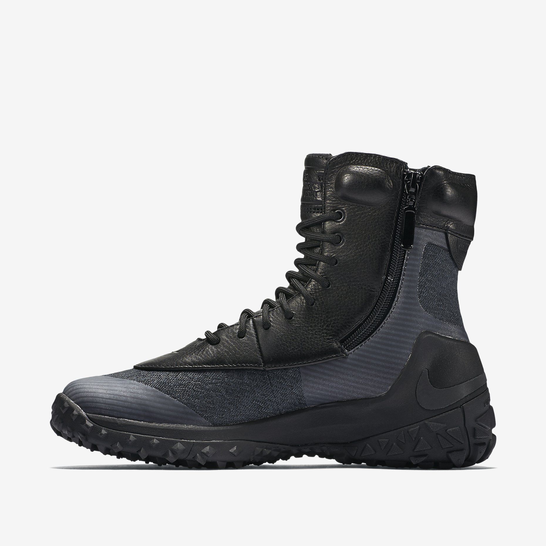 Elite Harness Boot Onyx