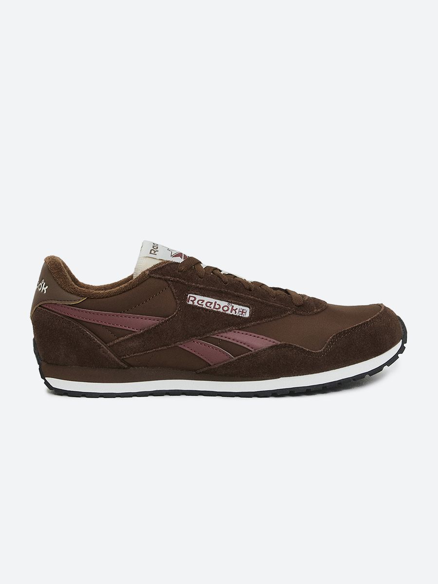 Pro Knit Sneaker Brown