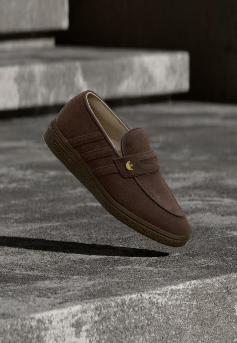 Metropolitan Suede Loafer Khaki