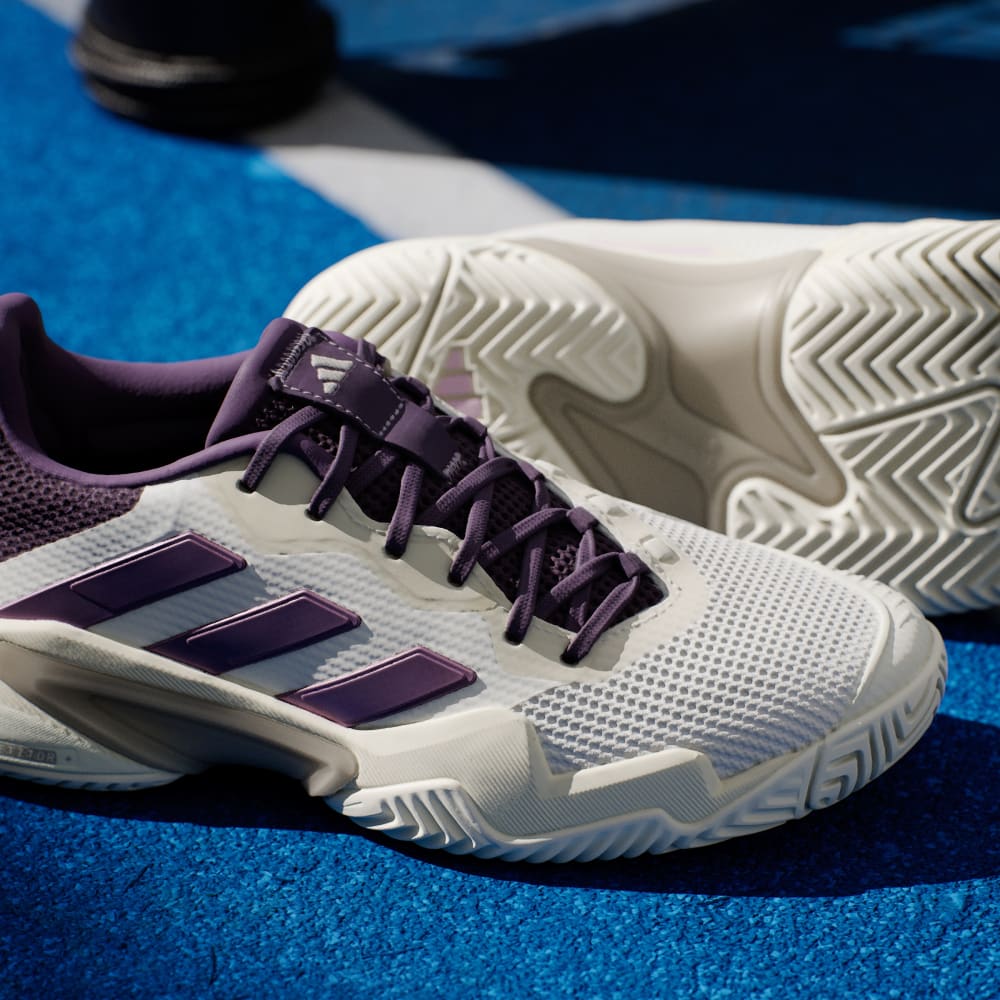 Sleek Professional Tennis Shoe Espresso