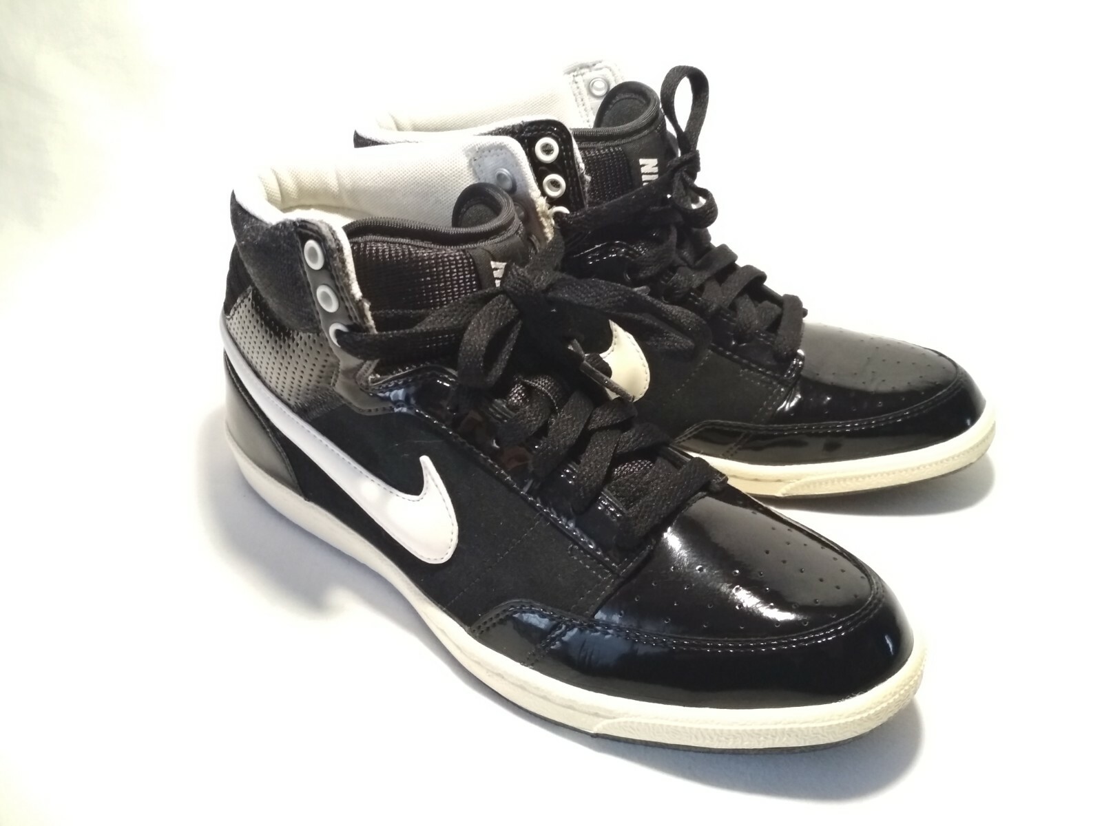 Contemporary Patent Leather Oxford Forest