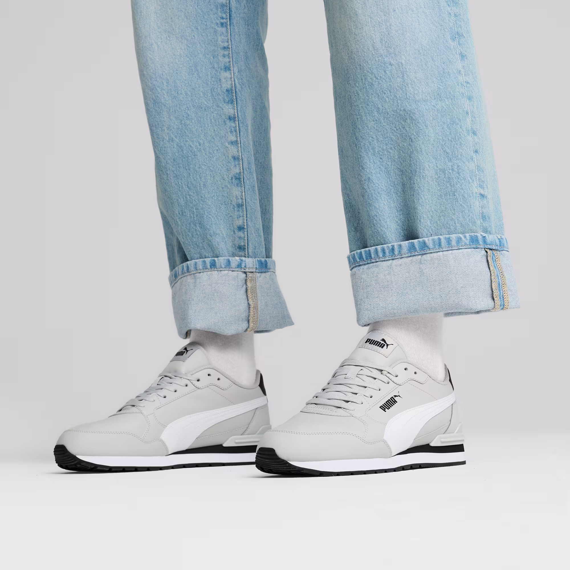 Vintage Classic Leather Sneaker Grey