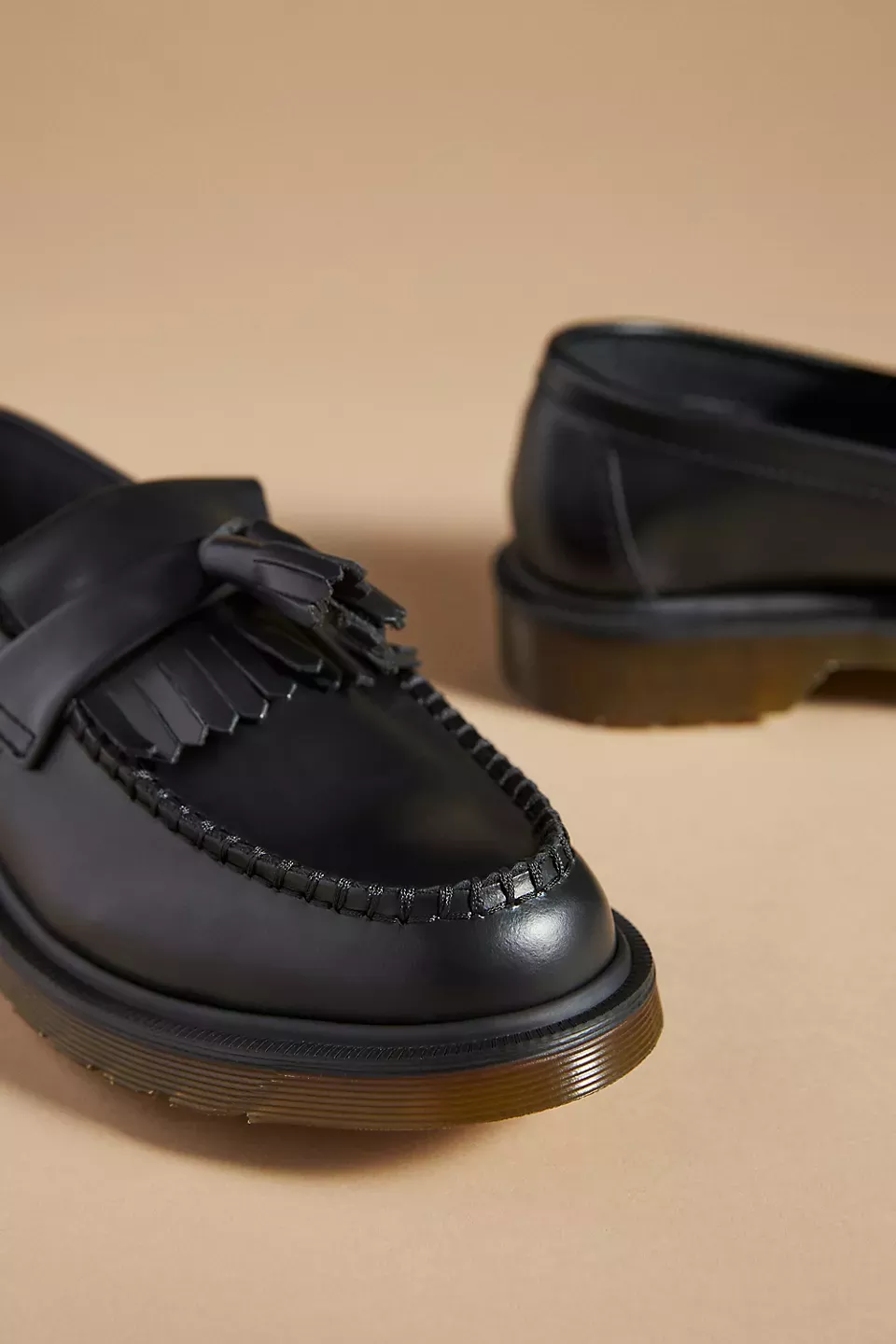 Apex Tassel Loafer Onyx