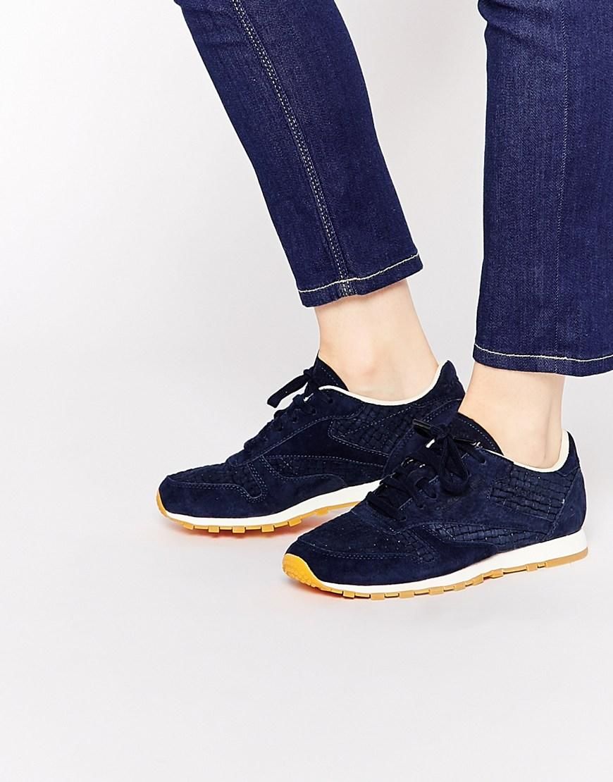 Sleek Retro Sneaker Indigo