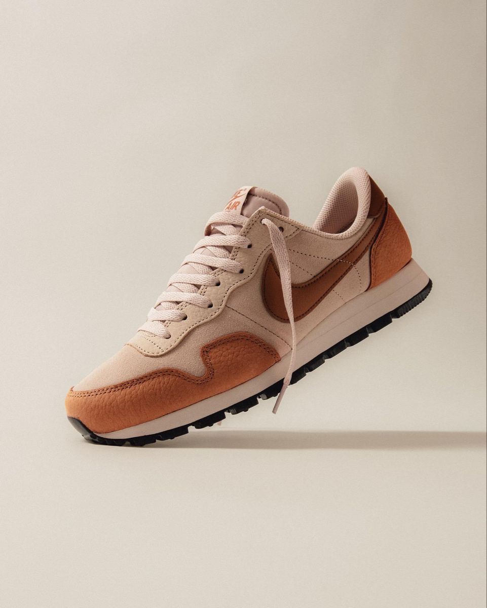 Classic Knit Sneaker Rust