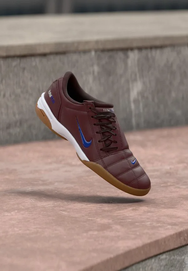 Pro Interval Training Shoe Burgundy