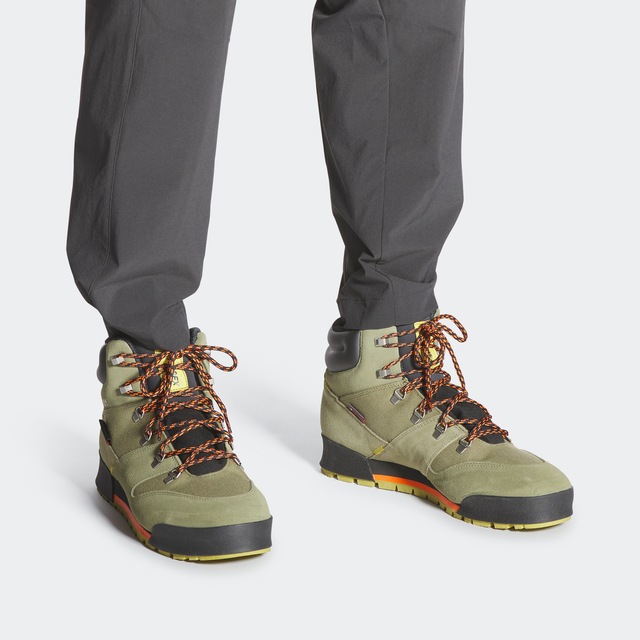 Modern Winter Hiking Boot Khaki