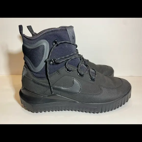 Sleek Motorcycle Boot Midnight