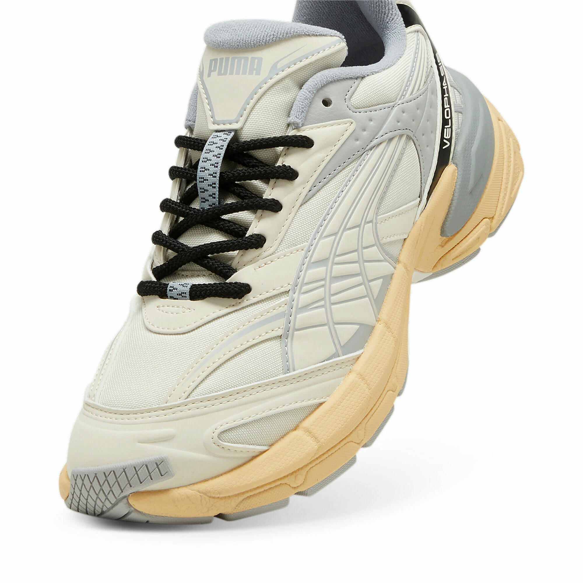 Classic Sport Sneaker Earth