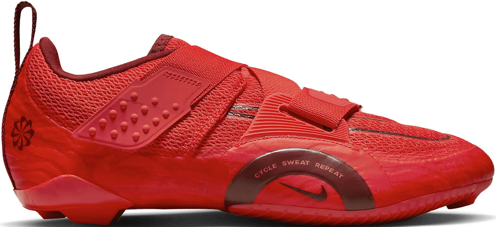 Sleek Indoor Cycling Shoe Burgundy