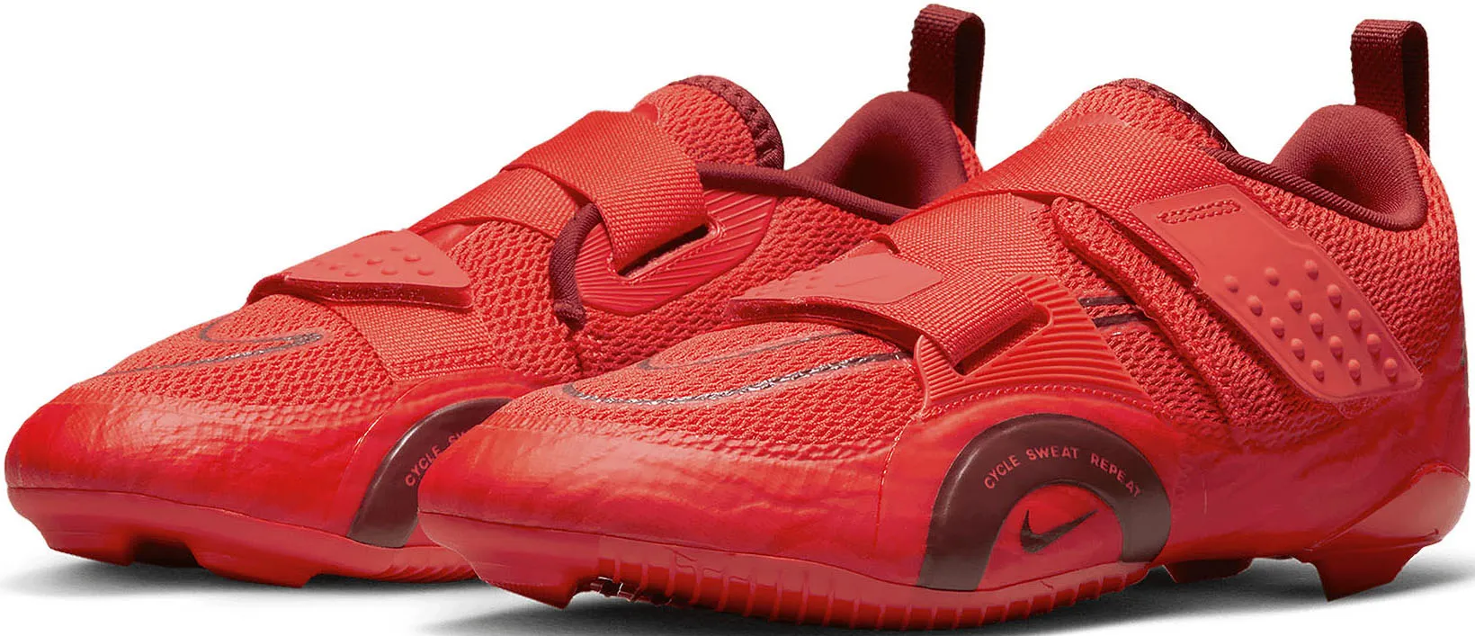 Sleek Indoor Cycling Shoe Burgundy