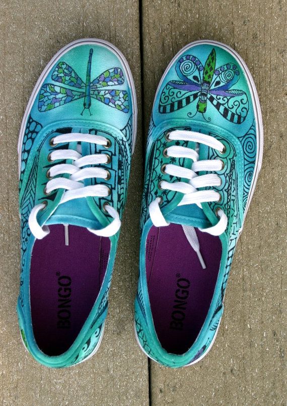 Relaxed Tan Sneakers