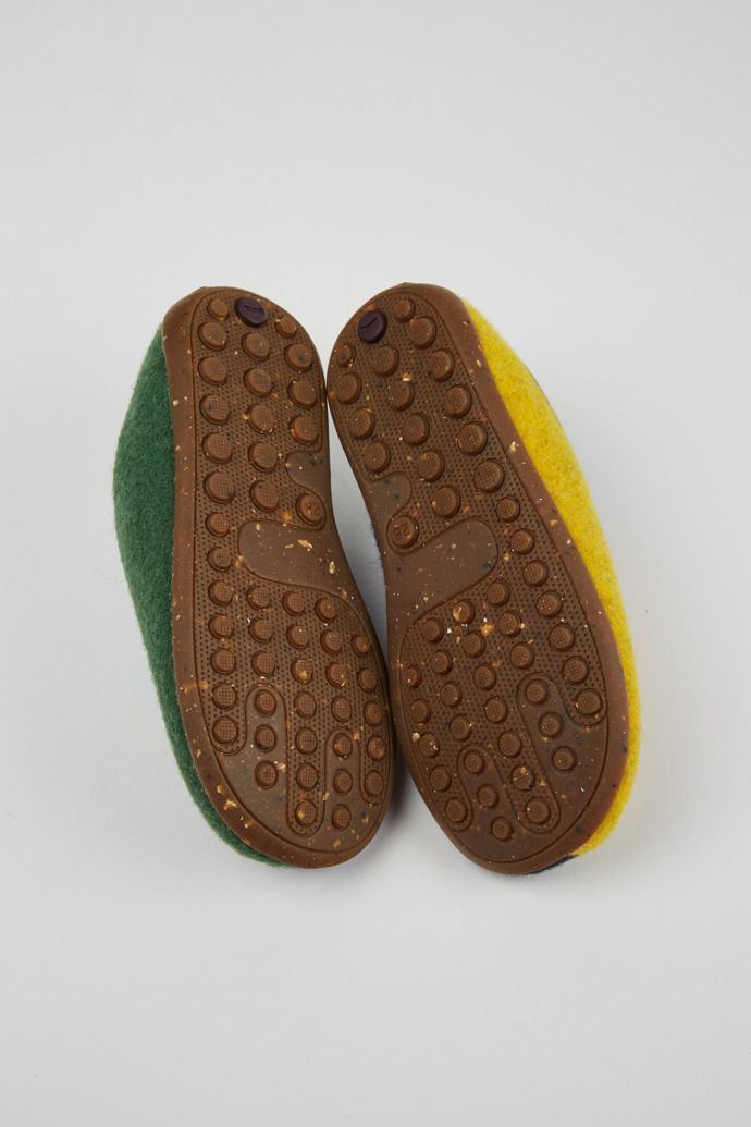 Kids Slippers - Size 30 - Rubber