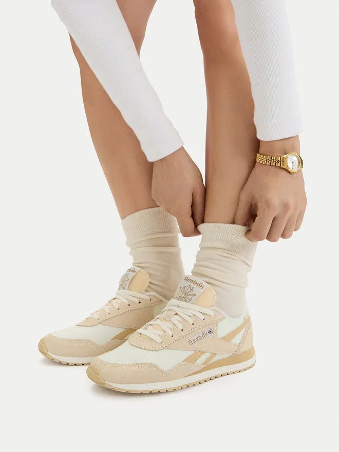 Luxury Motion Control Shoe Beige