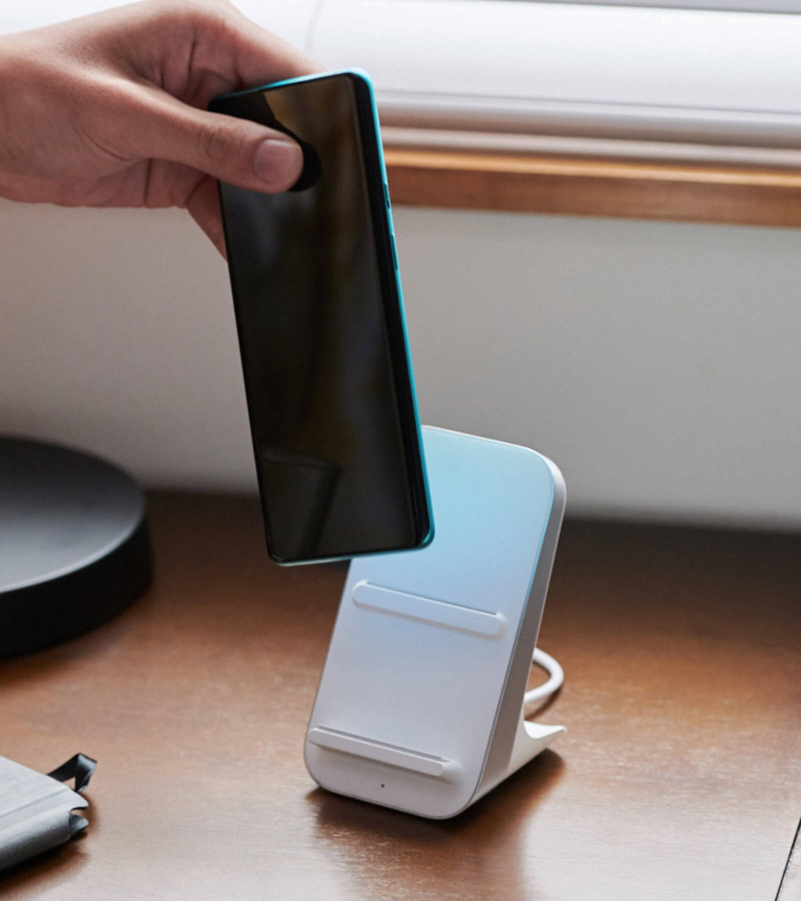 OnePlus 10W Wireless Charger