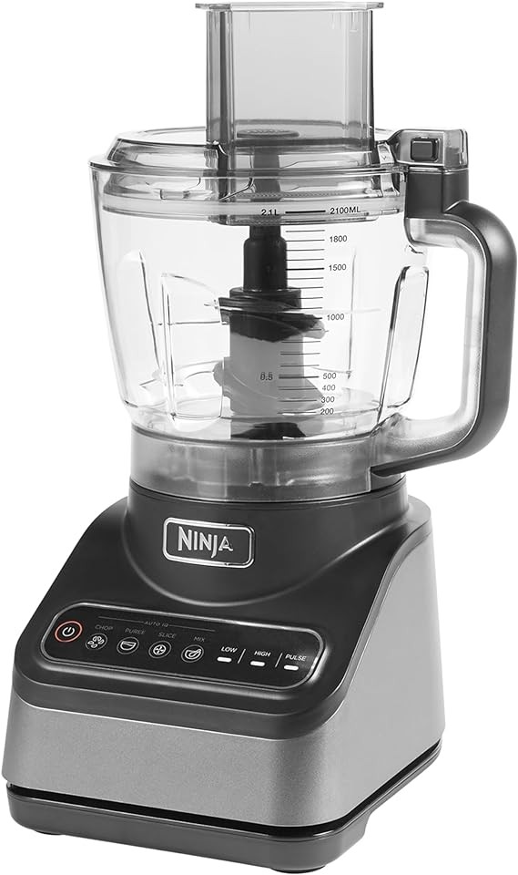 Ninja Food Processor with 4 Automatic Programs; Chop, Puree, Slice, Mix, and 3 Manual Speeds, 2.1L Bowl, Chopping, Slicing & Dough Blades, 850W, Dishwasher Safe Parts, Black BN650UK