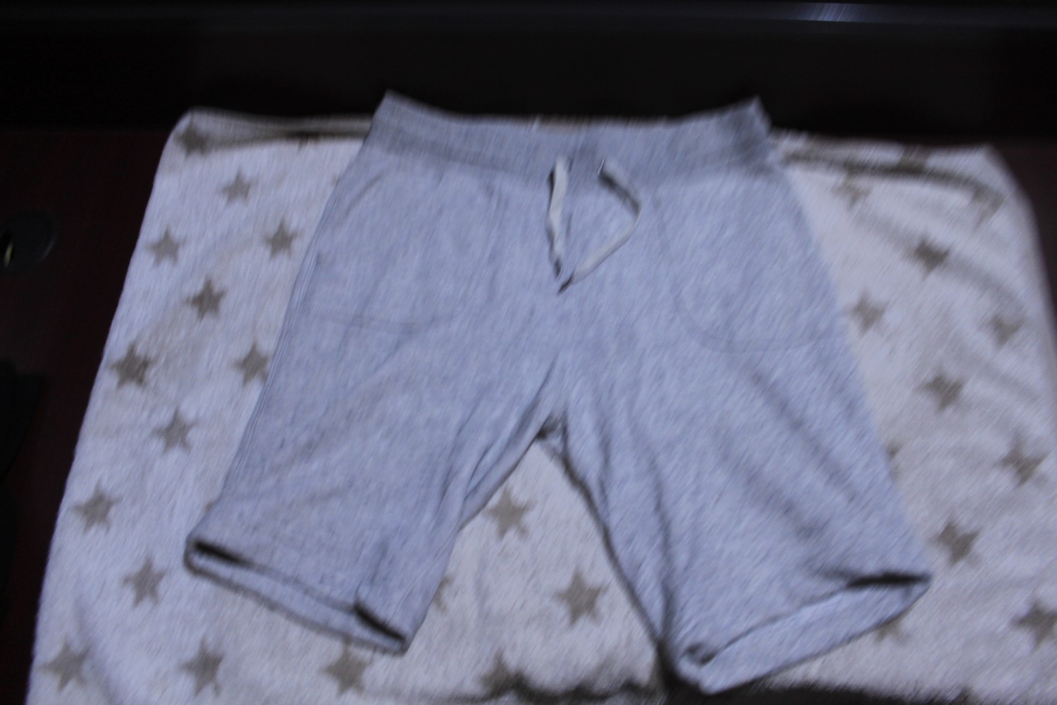Short pants