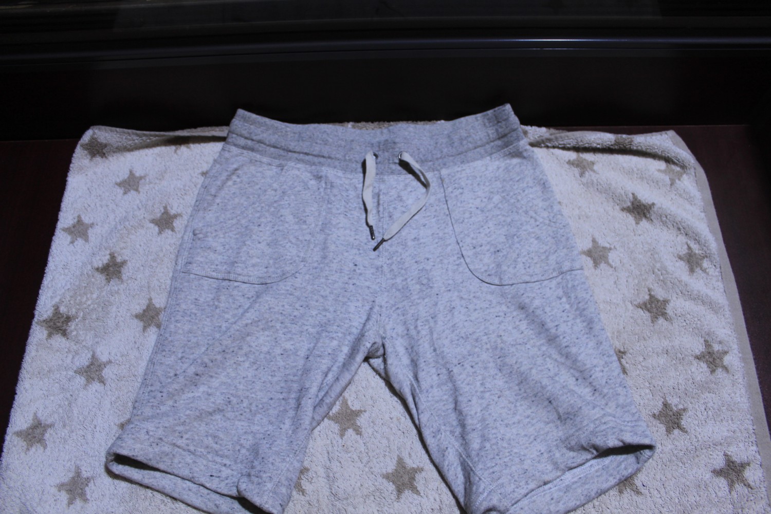 Short pants