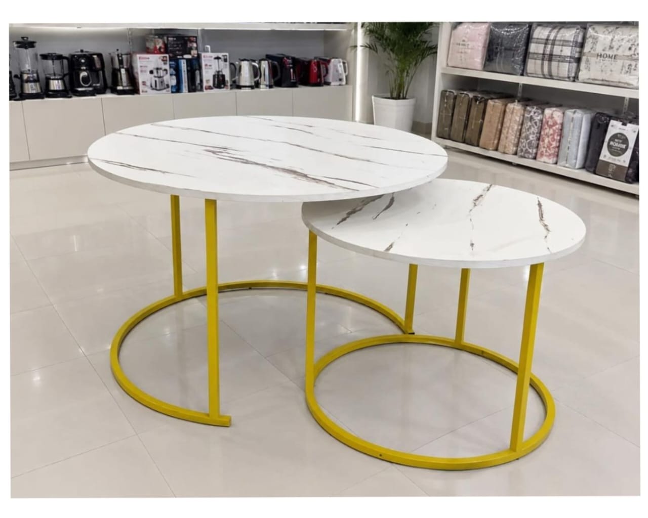 2 piece Classic Nesting center table