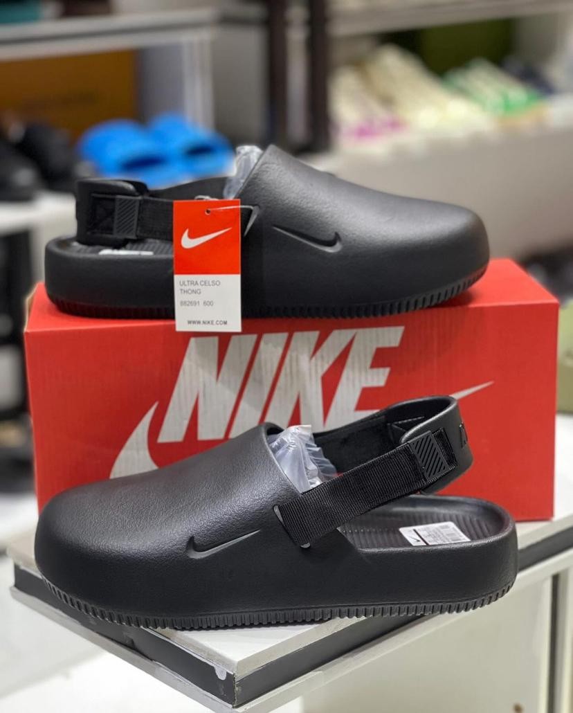 Nike Mens Calm MuleRunning