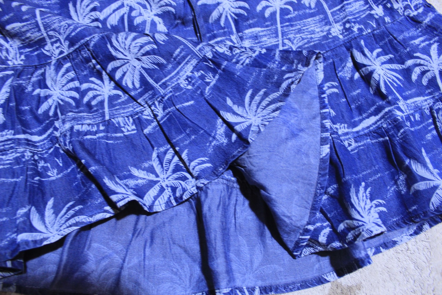 Women's short skirt