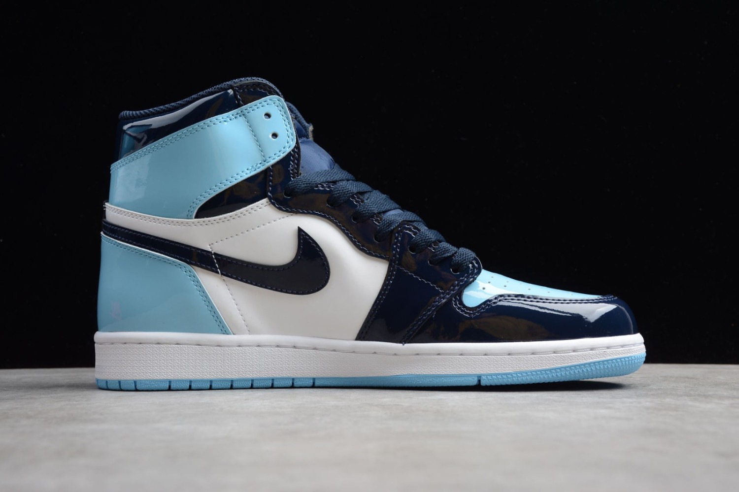 Jordan 1 Blue Chill