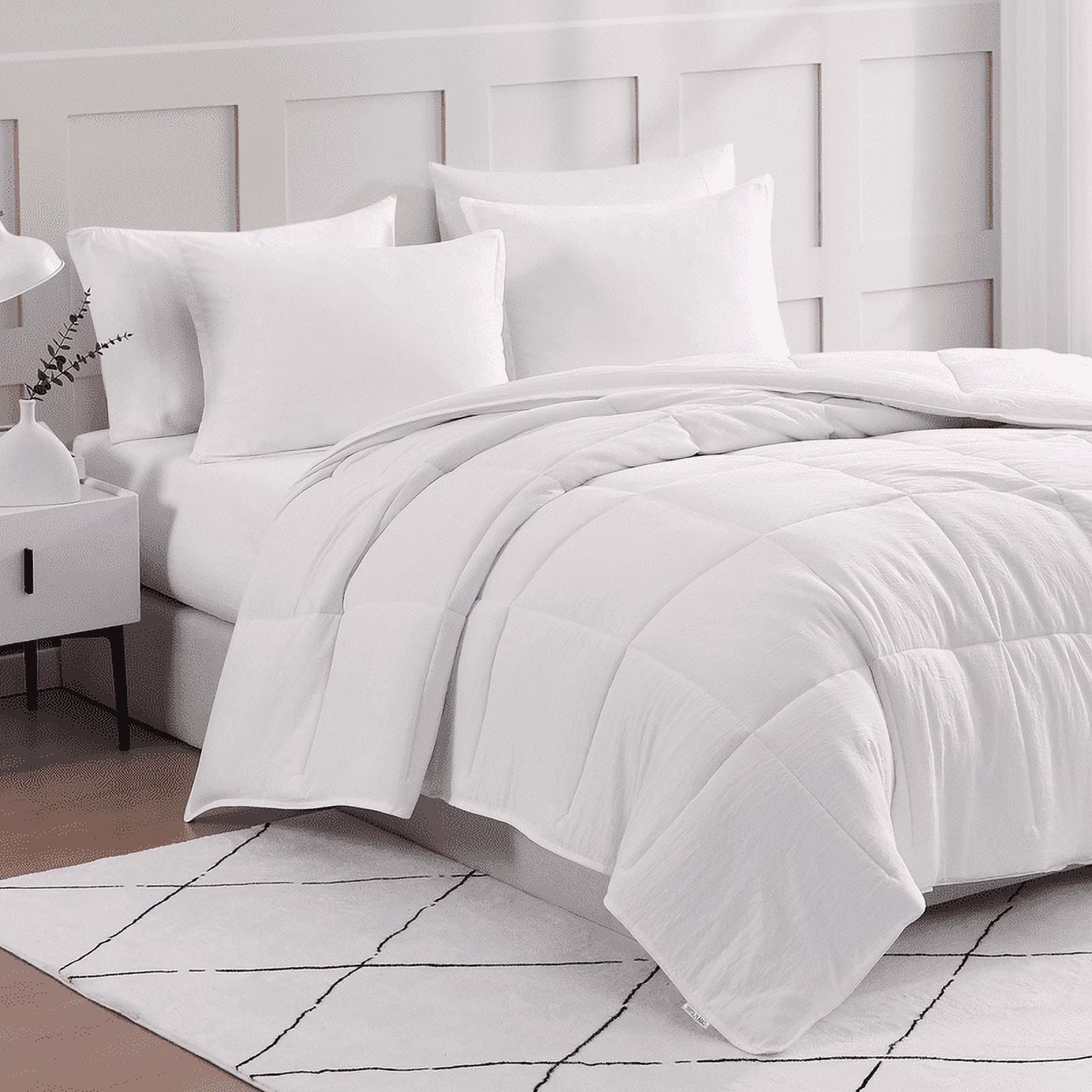 Comforter - King - White