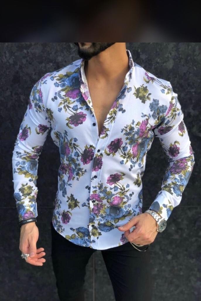Long-sleeved buttoned shirts