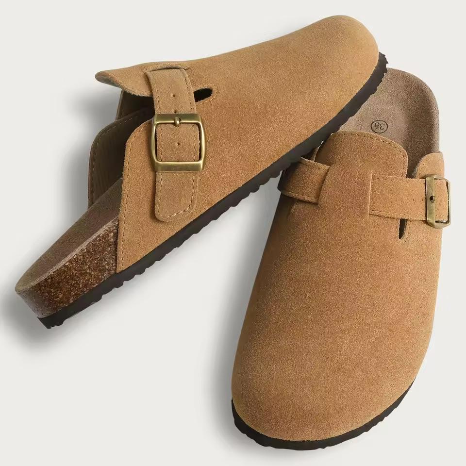 Crestar Unisex Suede Comfort Clogs
