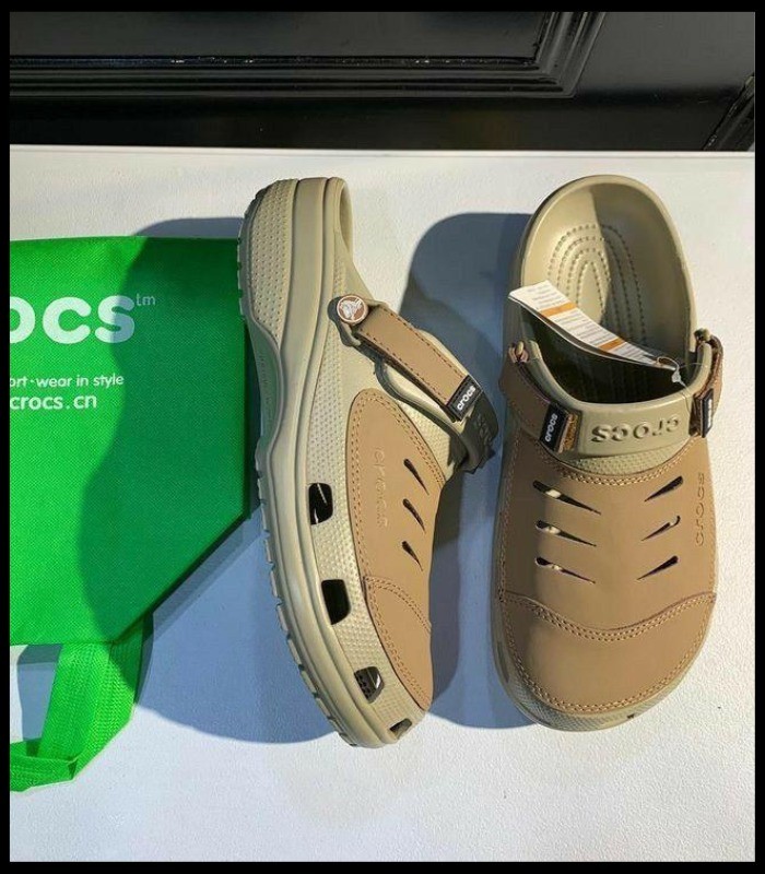 Crocs Yukon Vista Clogs,