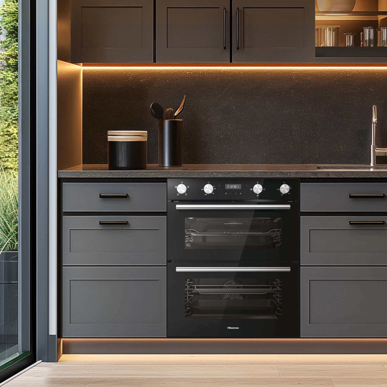 Hisense 60L Electric Oven - Black