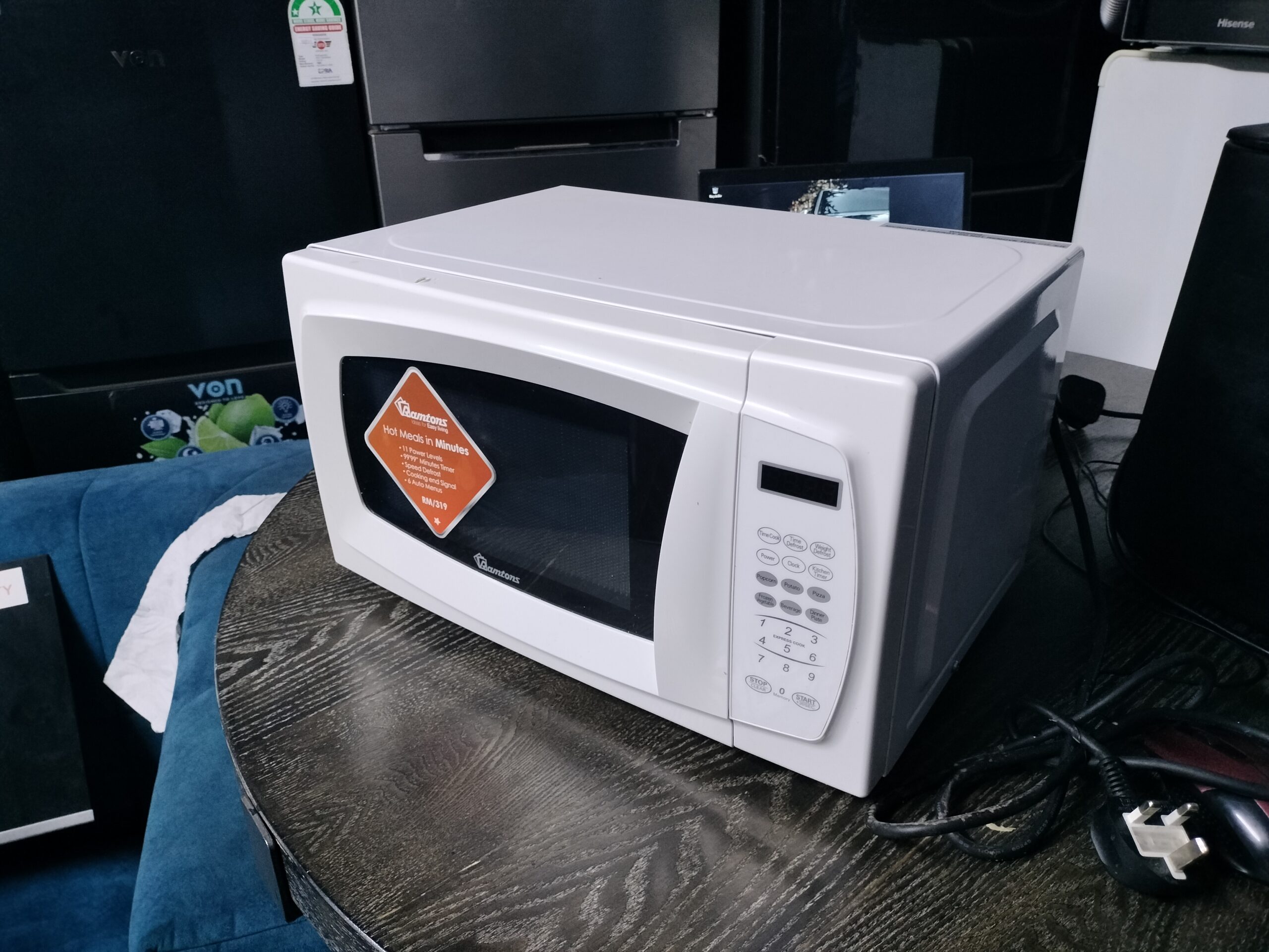 Ramtons 20L Microwave Oven - RM/208