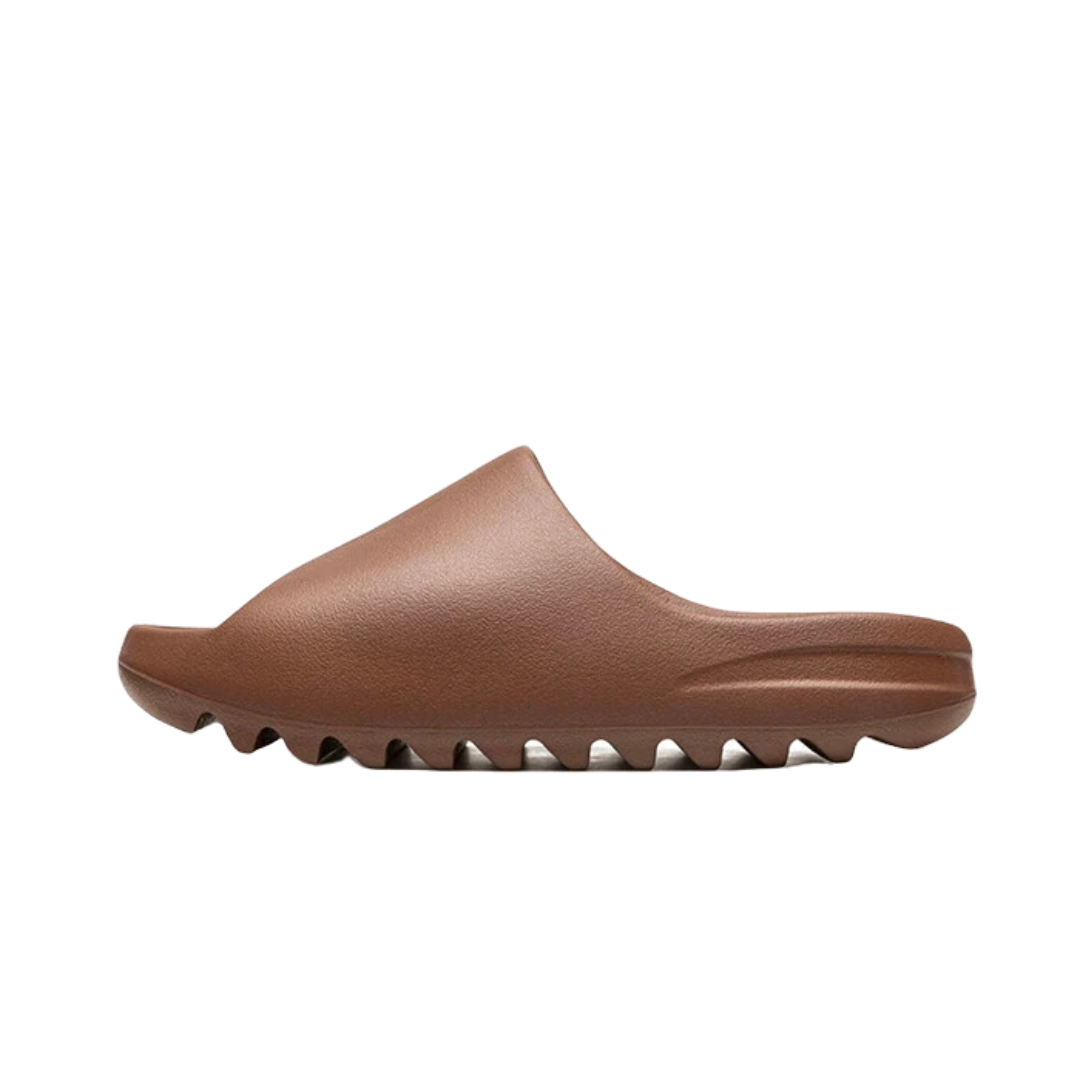 Yeezy Slide Flax Unveils Pure Sophistication