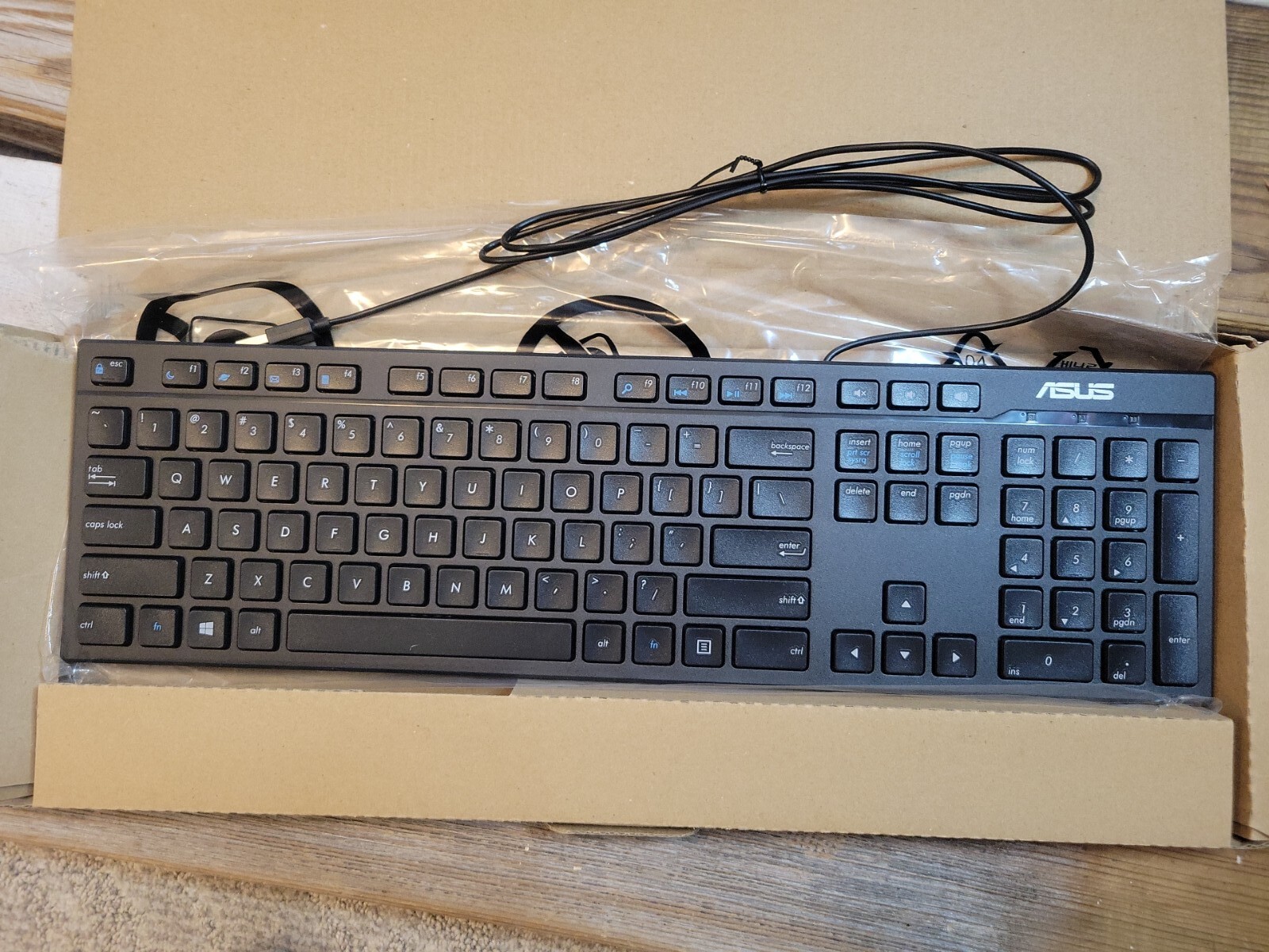 Asus Wired Keyboard - Black